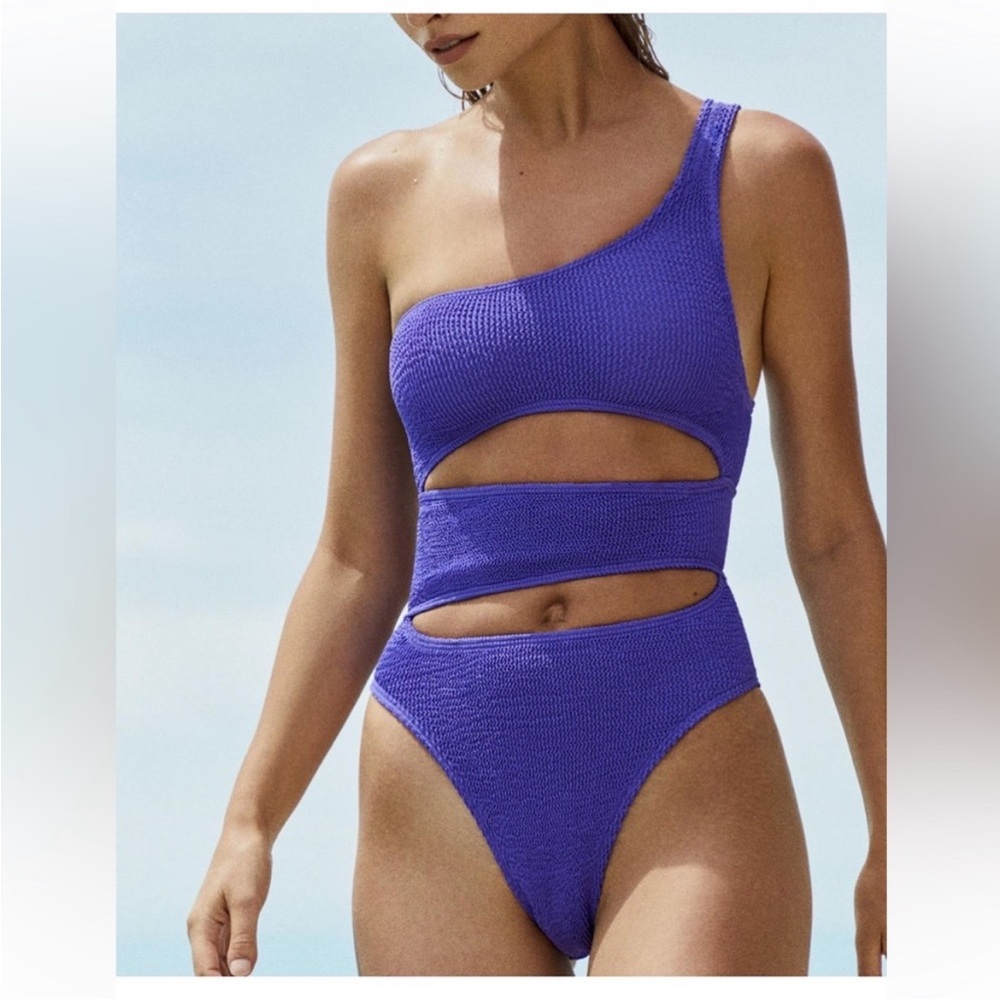 bond-eye Purple One-Shoulder Bikini